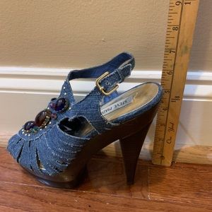 Steve Madden cute denim heals with embellishments